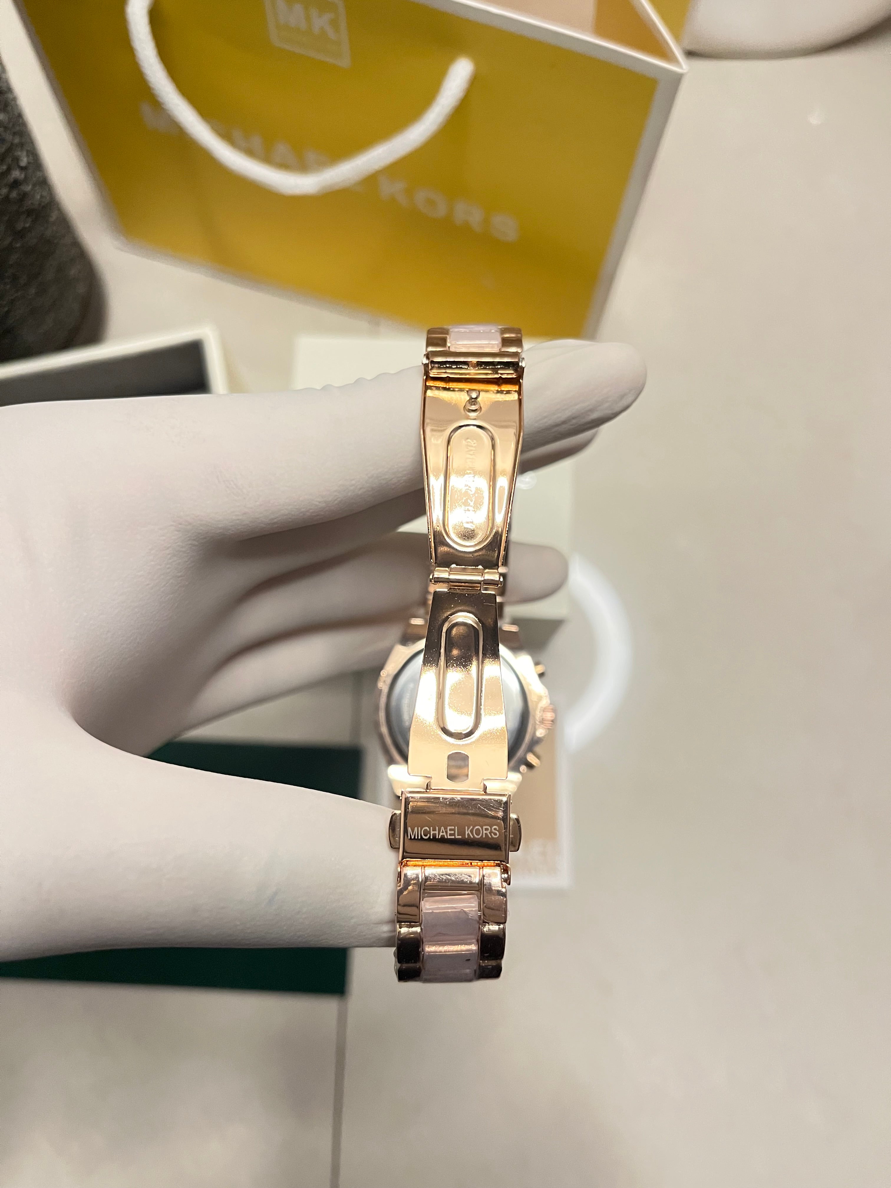 Rose Blush Roman Chronograph — Quartz Movement