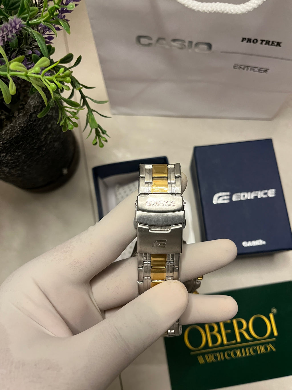 Dual-Tone Sovereign Chronograph — Quartz Movement