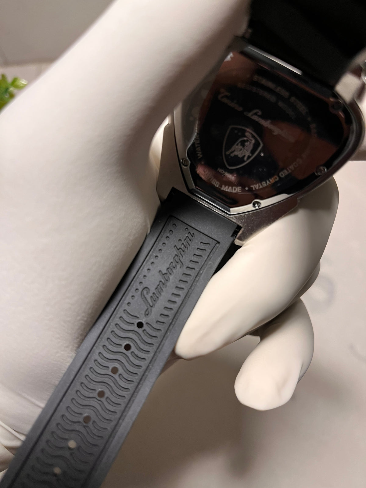 Silver Apex Chronograph — Quartz Movement