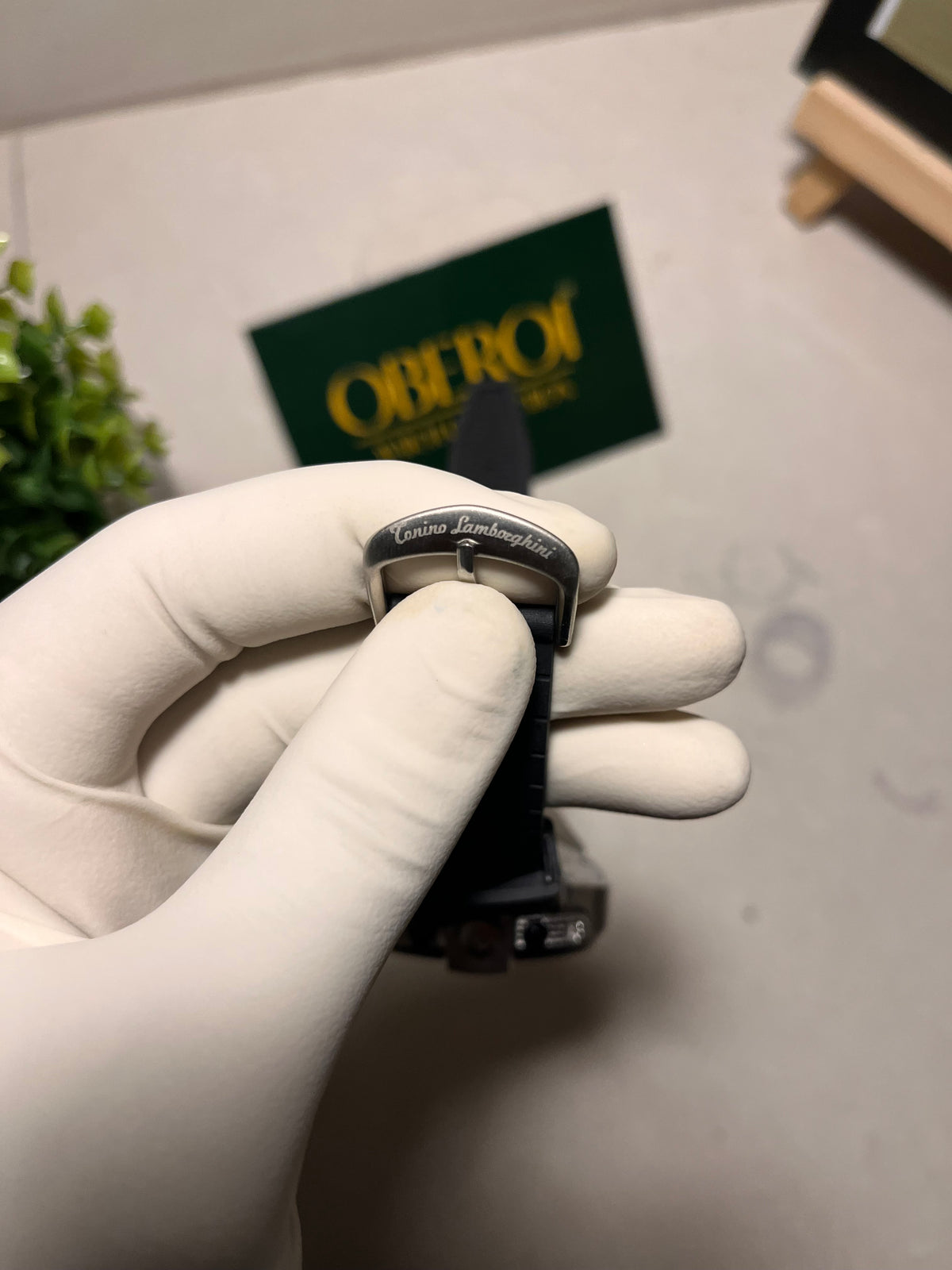 Silver Apex Chronograph — Quartz Movement